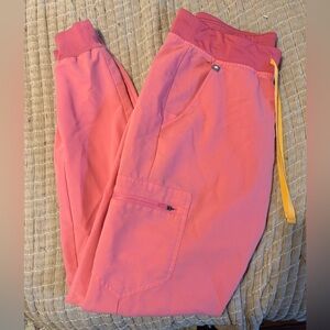 Figs Coral Zamora Joggers [Small Tall]